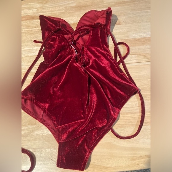 Red bodysuit with Velcro closure. Brand new & never worn. Satin material feel - Picture 2 of 8